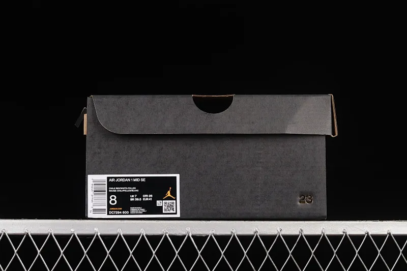 All Categories Air Jordan Jordan Series Basketball Shoes Air Jordan 1 Mid Air Jordan 1 Mid AJ1 Joe 1 Christmas Red China Basketball Shoes DC7294-600